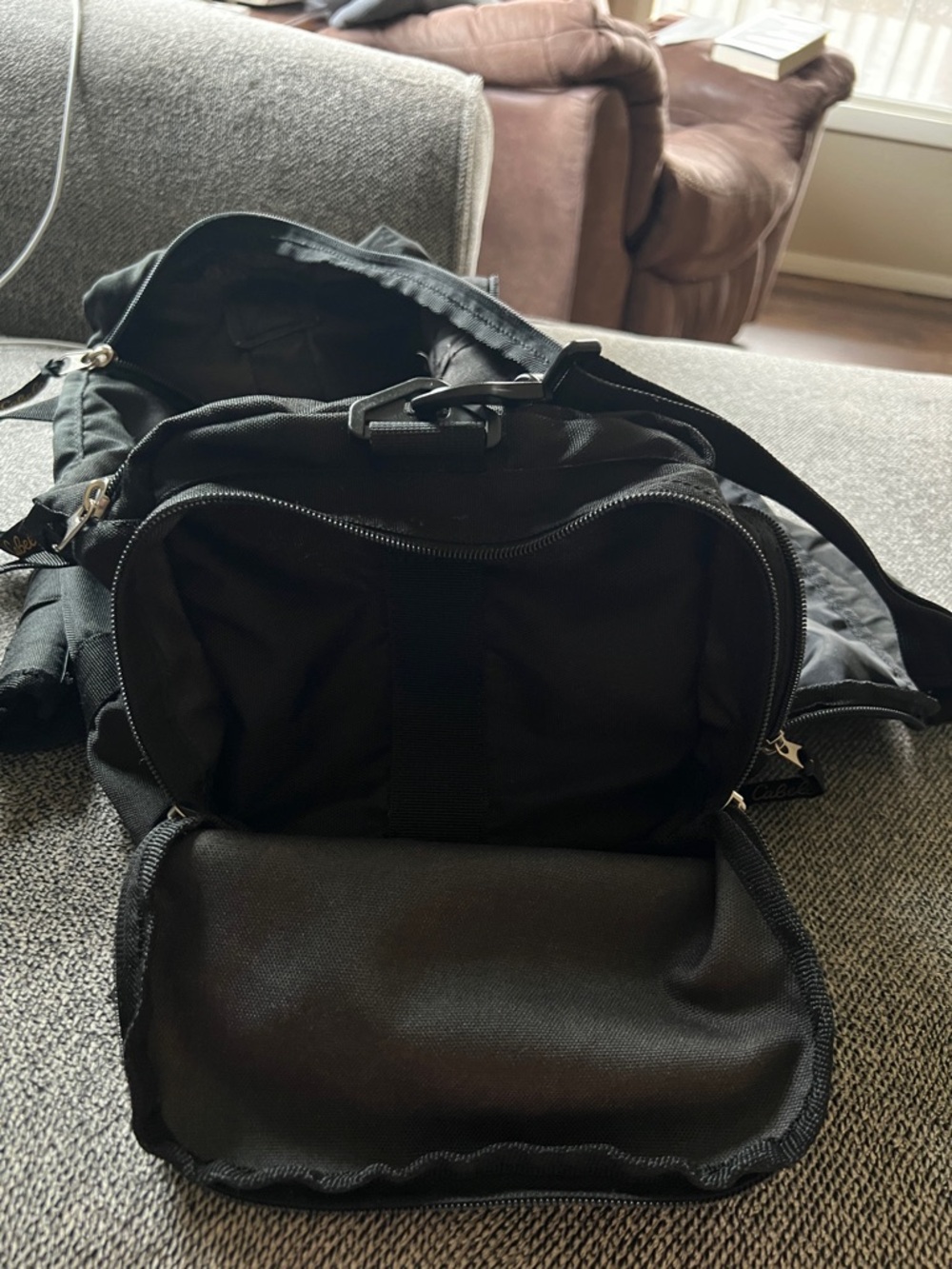 Cabela's Black Tactical Waist/Shoulder Bag - Picture 6 of 8